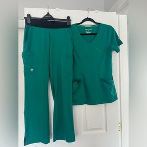 HH Works by Healing Hands scrub set XS Hunter Green